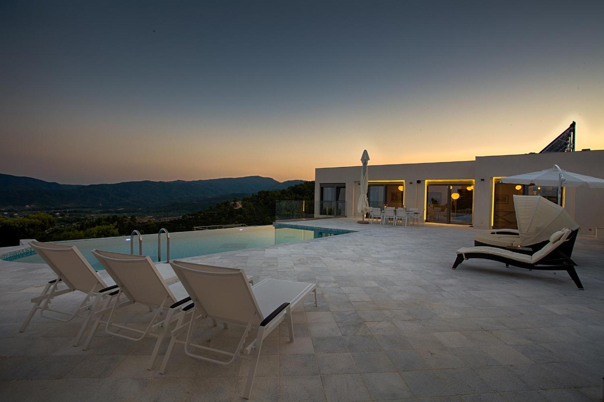 Villa White Pearl Sarti Exteriör bild